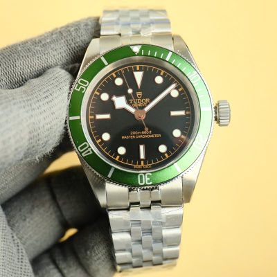 TUDOR Black Bay  Green Bezel Stainless Steel Jubilee Strap 41mm Watch